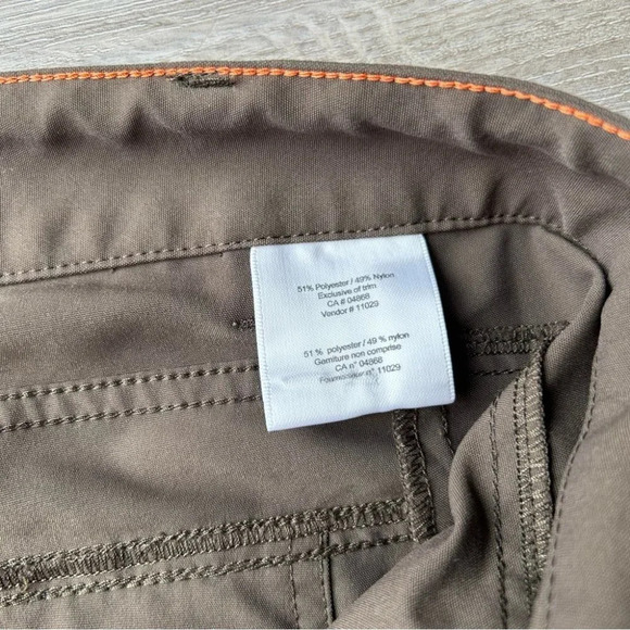 Mec Mountain  Equipment Co-op Relaxed Fit High Rise Brown Shorts - Picture 9 of 13